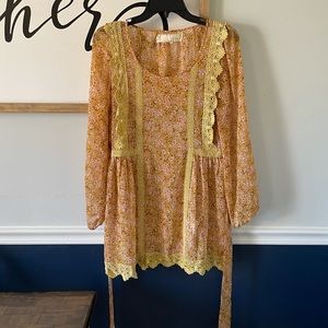 A’reve Sheere Floral Tunic Dress Size Medi…